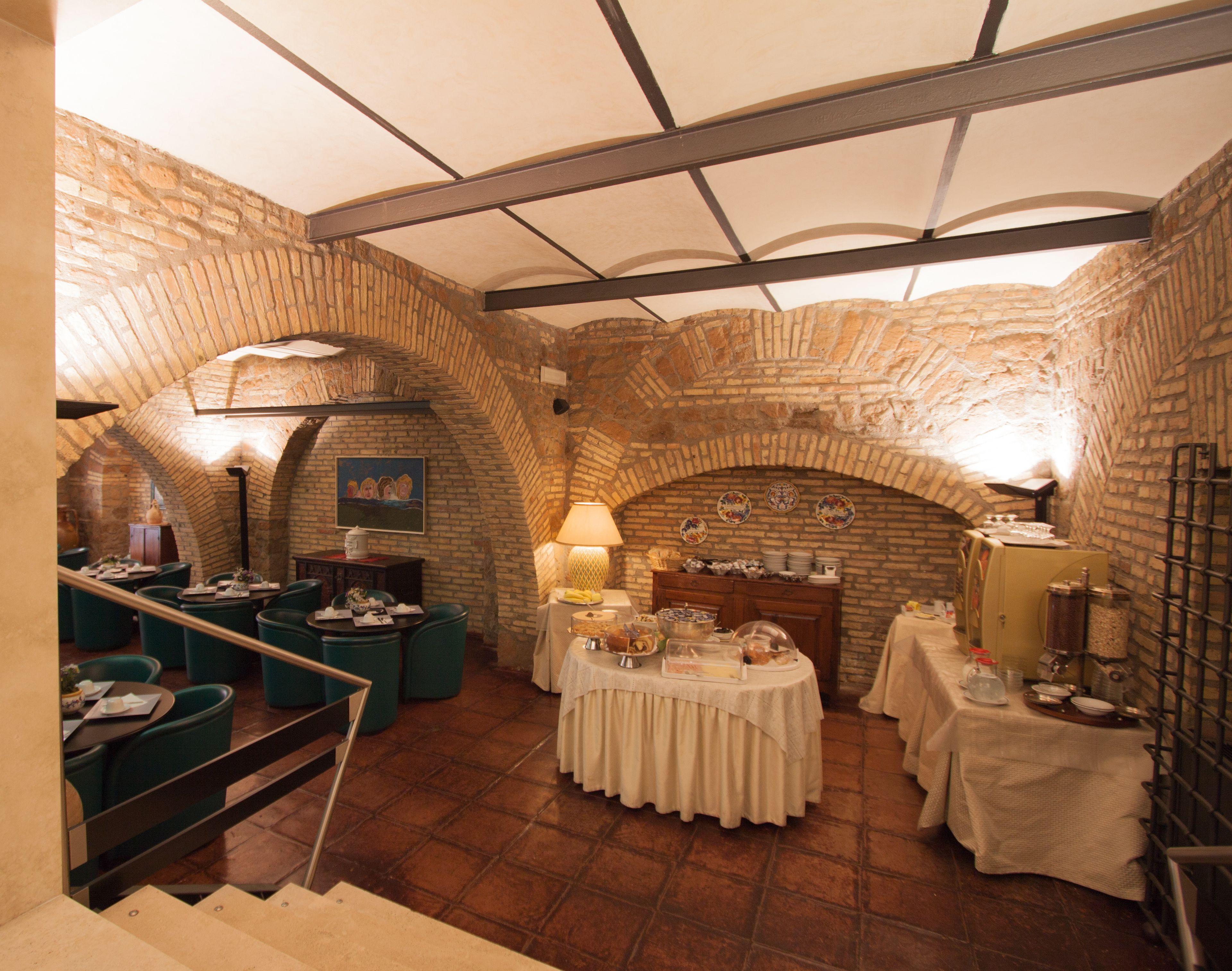 Hotel Laurentia, Rome
